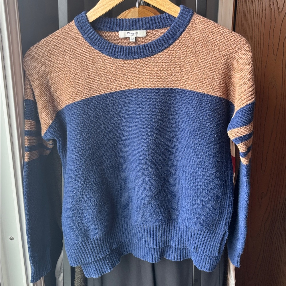 Madewell Blue and Tan Women's Sweater